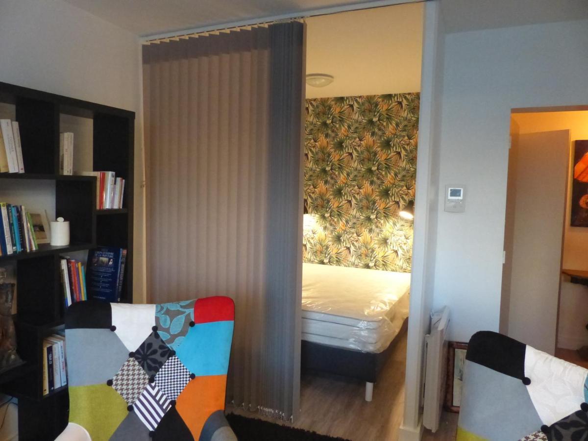 Grand studio confort classé 3 étoiles Rochefort-sur-Mer Extérieur photo